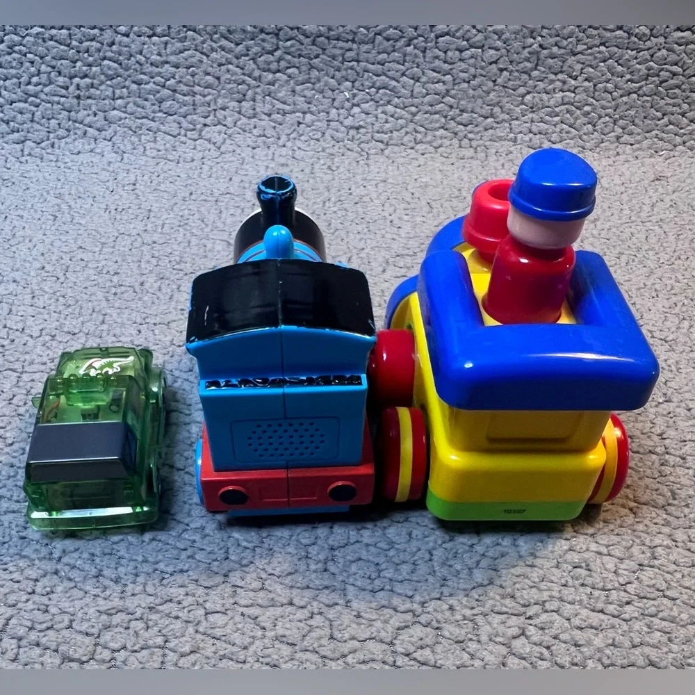 Lot Of 5 Toy Cars, 3 Have Sound And Or Lights Thomas The Tank Engine Magic Track